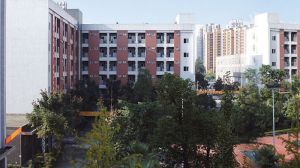 成都華商理工職業(yè)學(xué)校