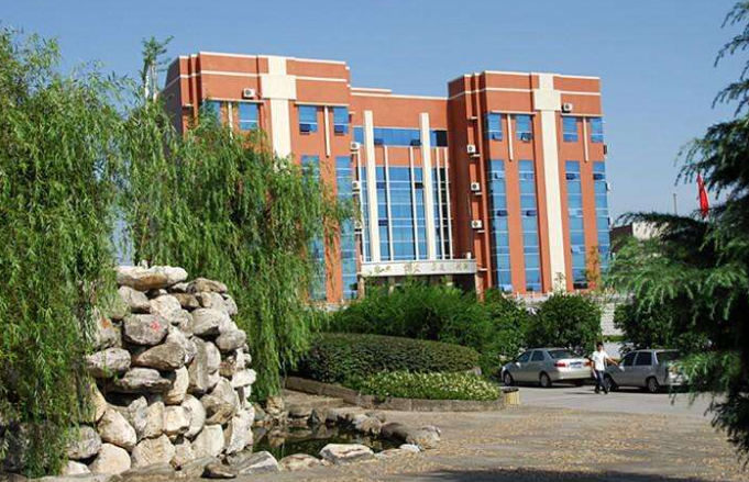 川北醫(yī)學(xué)院校園一角