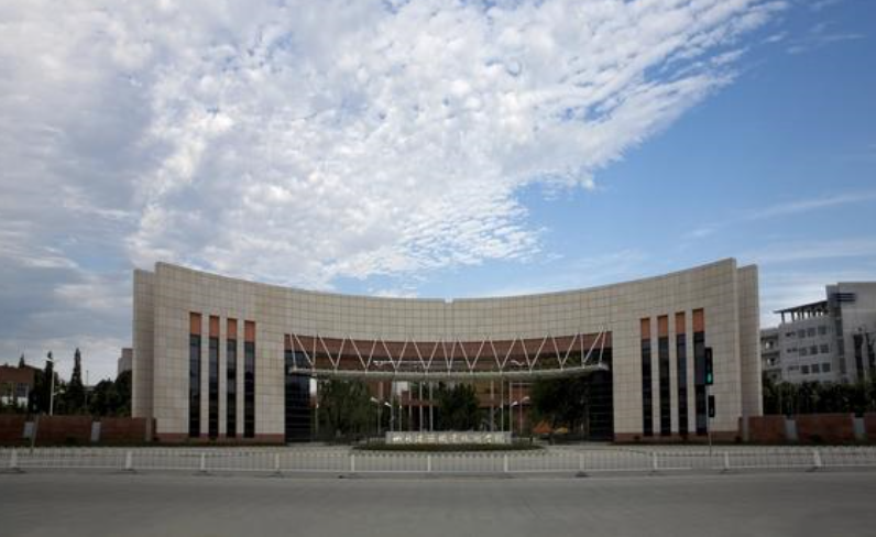 四川建筑職業(yè)技術(shù)學(xué)院大門