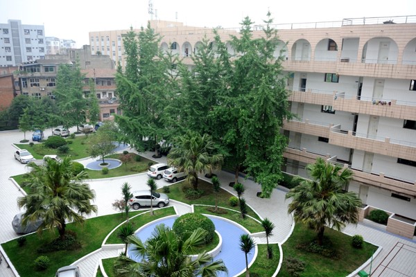 四川省資陽(yáng)師范學(xué)校校園一角