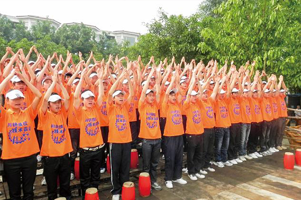 四川鍋爐高級技工學(xué)校招生簡章 四川鍋爐高級技工學(xué)校招生簡章