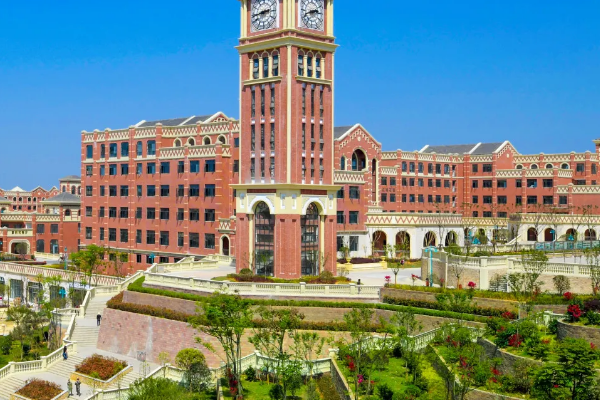 天府新區(qū)航空旅游職業(yè)學(xué)院