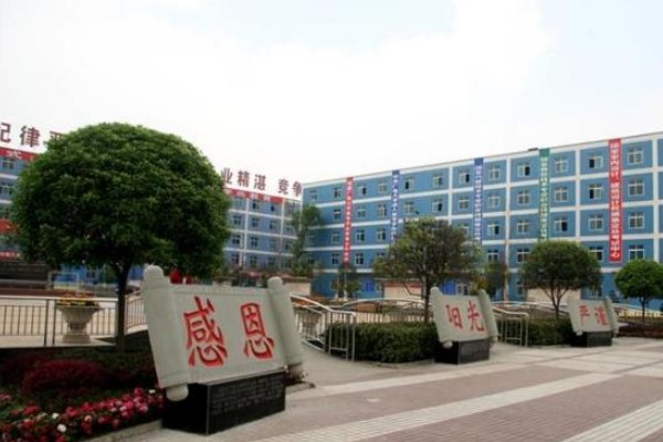 五月花計(jì)算機(jī)學(xué)校好嗎