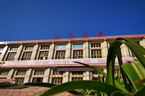 簡(jiǎn)陽(yáng)市機(jī)電工程學(xué)校