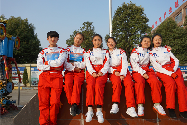 成都棠湖科學技術(shù)學校