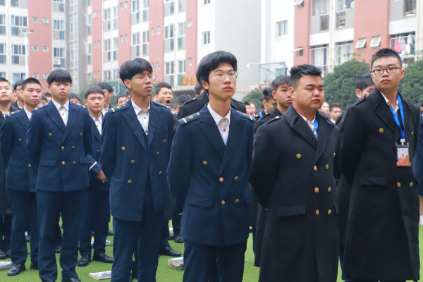 四川興科城市交通技工學(xué)校管理