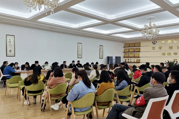 成都棠湖科學(xué)技術(shù)學(xué)校