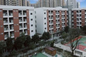 四川興科城市交通技工學(xué)校是公辦還是民辦_學(xué)費(fèi)多少