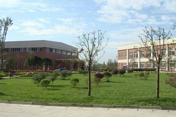 都江堰市技工學校 都江堰市技工學校