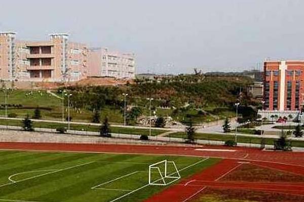 四川育英醫(yī)養(yǎng)科技技工學(xué)校招生