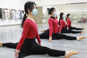 2022年樂(lè)山市欣欣藝術(shù)職業(yè)學(xué)校補(bǔ)助有哪些