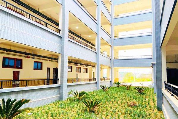 德陽農(nóng)業(yè)科技職業(yè)學(xué)院附屬中藝學(xué)校