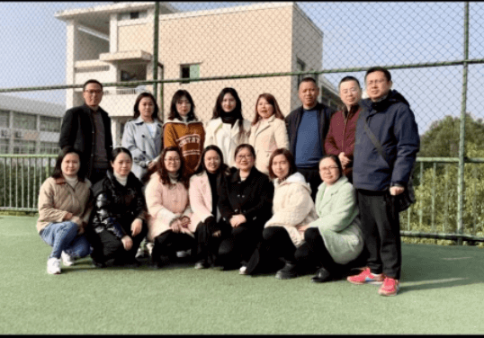 綿陽高新區(qū)實(shí)驗(yàn)中學(xué)