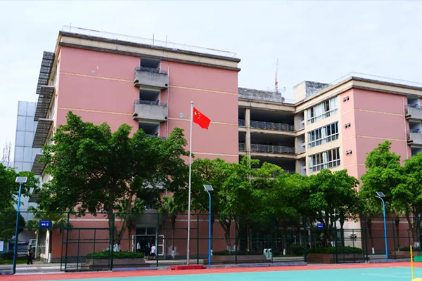 成都東上高級中學(xué)高級中學(xué)分?jǐn)?shù)線