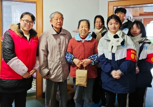 自貢職業(yè)技術(shù)學(xué)校 自貢職業(yè)技術(shù)學(xué)校