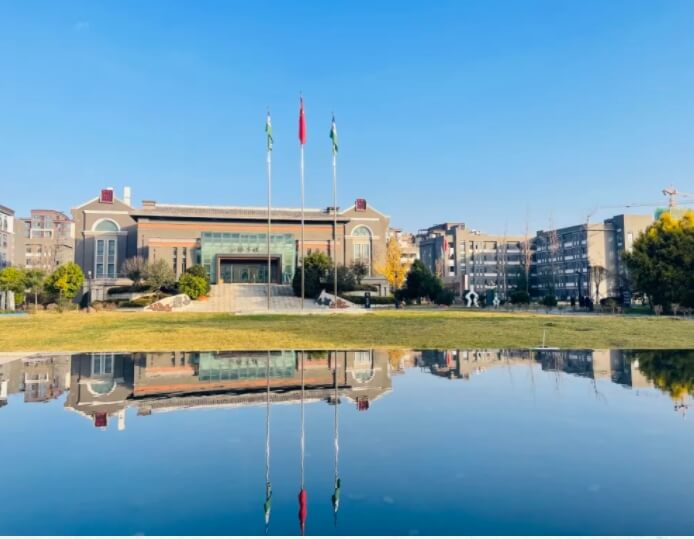 西昌天立國(guó)際學(xué)校