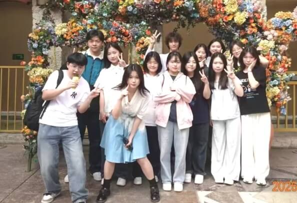 成都川科外國語學(xué)校 成都川科外國語學(xué)校