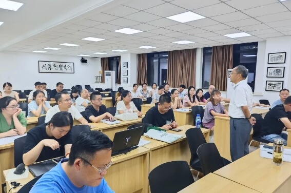 成都實外新都五龍山學(xué)校