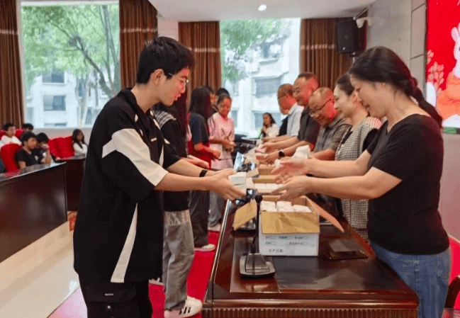 四川省質(zhì)量技術(shù)監(jiān)督學(xué)校