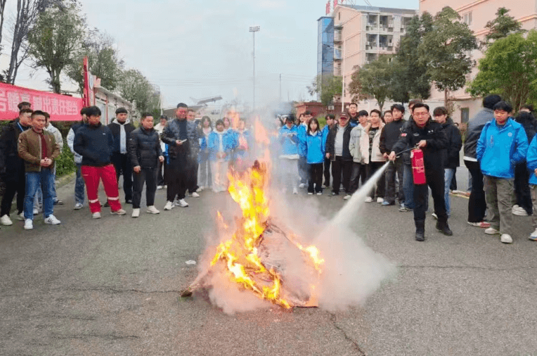 南充工貿(mào)科技職業(yè)學(xué)校 南充工貿(mào)科技職業(yè)學(xué)校
