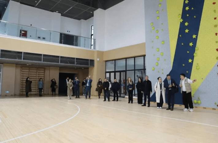 領(lǐng)川學(xué)校 領(lǐng)川學(xué)校