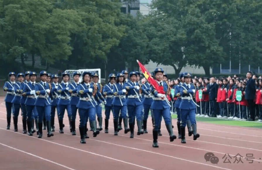 成都實(shí)外新都五龍山學(xué)校