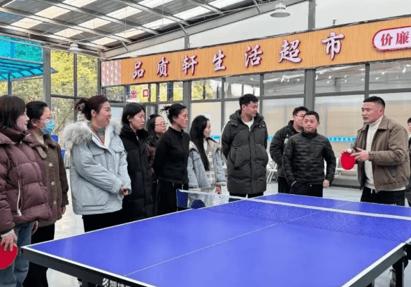 南充電子工業(yè)學校 南充電子工業(yè)學校